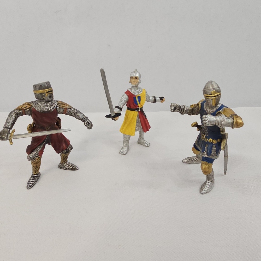 Schleich World of Knights Ft Soldier Bundle 70024 & 70021 & Unbranded Single